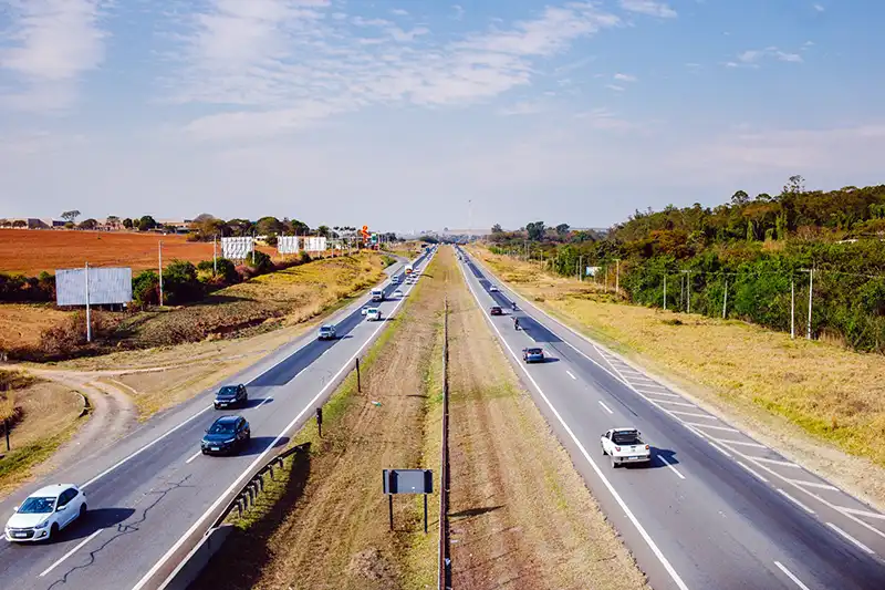 Rotas turísticas e Encontro de Autos Antigos impulsionam tráfego nas rodovias da região