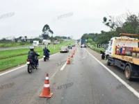 Mulher morre atropelada por carreta após acidente na SP-340, em Mogi Mirim