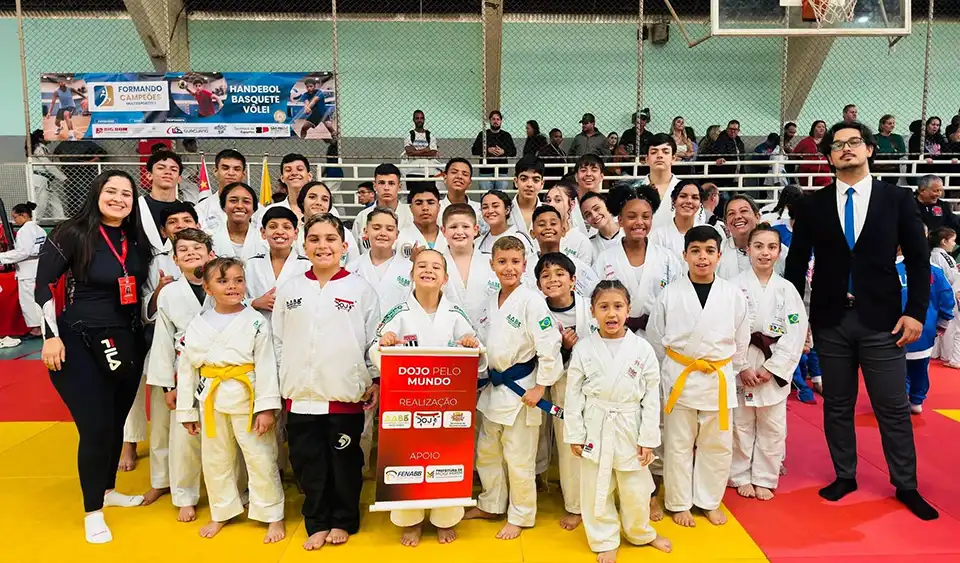 Judô de Mogi Mirim conquista troféu por equipes e se destaca no Campeonato Paulista