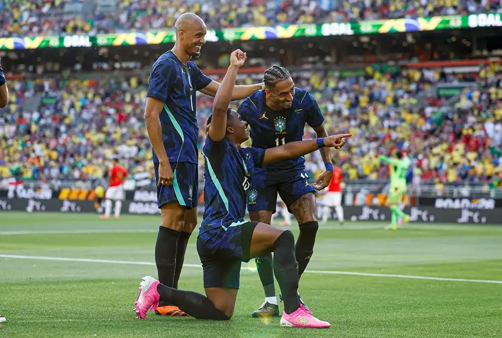 Brasil vence Egito em último amistoso antes da Copa do Mundo