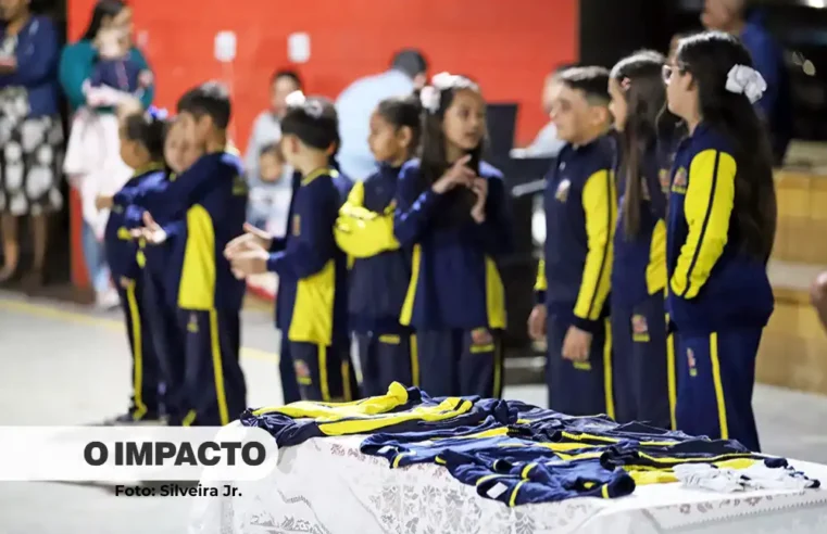 Pelo 4º ano seguido, Mogi Mirim distribui uniformes aos alunos da rede municipal