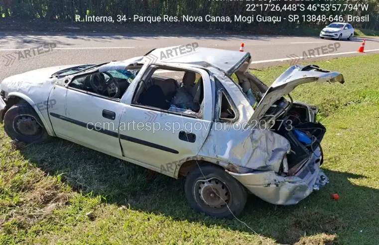 Capotamento na SP-342, em Mogi Guaçu, deixa uma pessoa morta e outra em estado grave