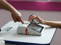 Eleitor sem cadastro da biometria não pode ser impedido de votar nas eleições deste ano