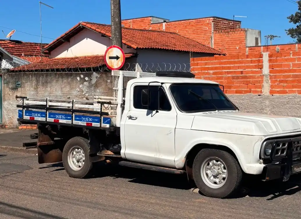 Polícia Militar recupera no Guaçu caminhonete furtada em Mogi