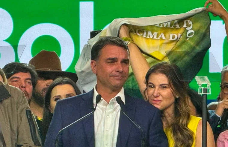 PL oficializa candidatura de Flávio Bolsonaro à Presidência