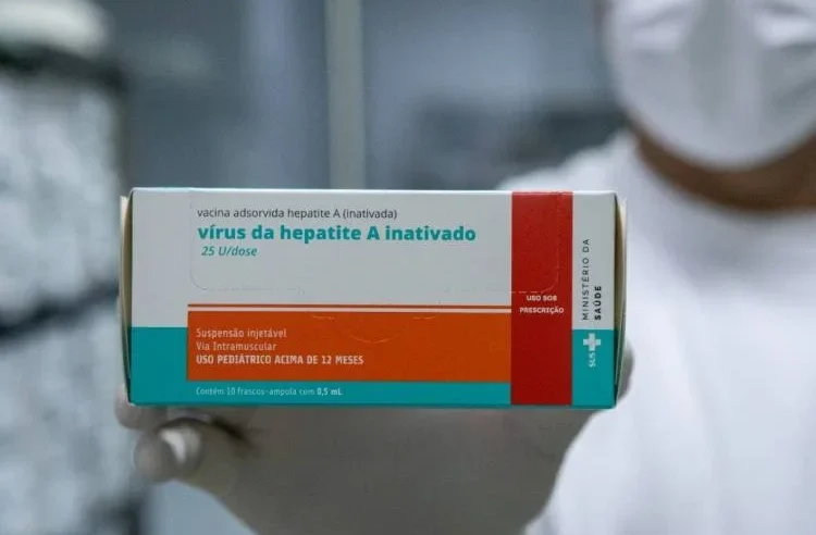 Hepatites virais: saiba como se manifestam os diferentes tipos da doença e conheça as formas de prevenção