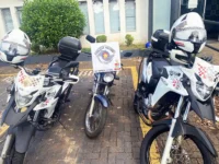Adolescente é apreendido com moto furtada, em Mogi Guaçu