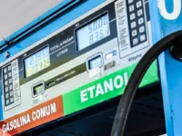 Conselho eleva de 30% para 32% teor de etanol na gasolina por 180 dias
