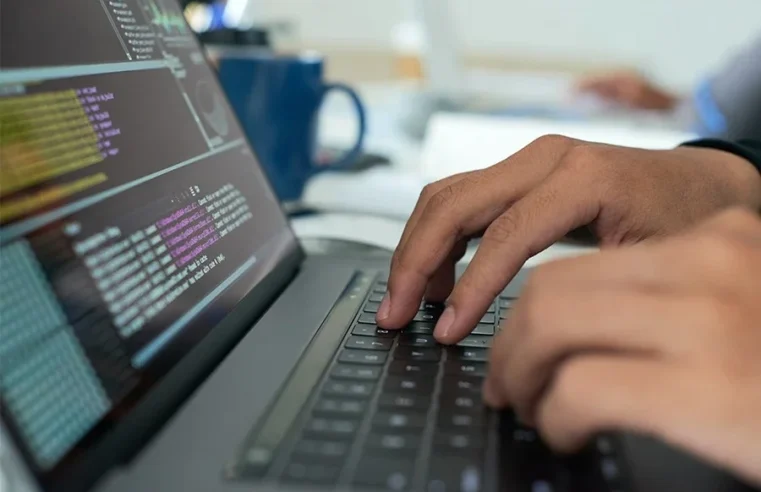 Uso da internet pode levar ao burnout; veja cuidados