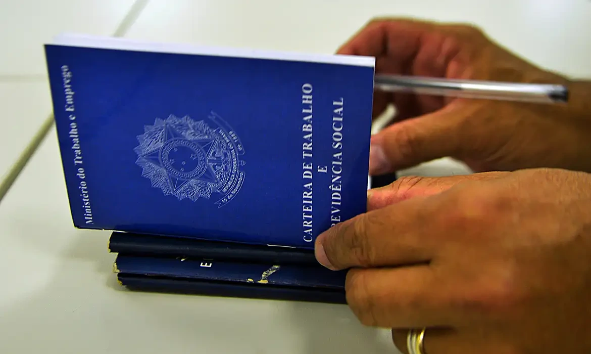 Brasil cria 58,5 mil postos de trabalho em julho, aponta Caged