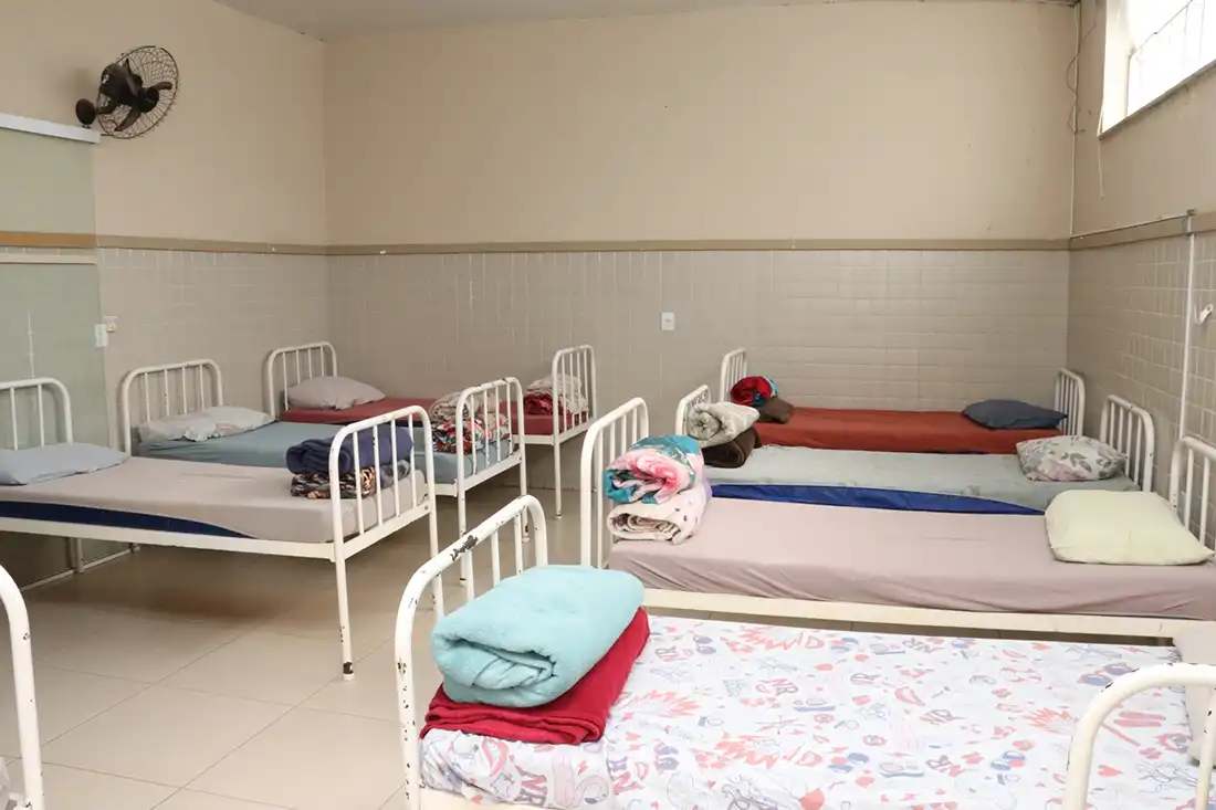 Casa de Passagem alcança capacidade máxima em dias de frio intenso em Mogi Mirim