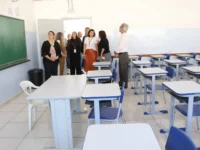 Escola Francisco Piccolomini recebe melhorias estruturais durante o recesso escolar