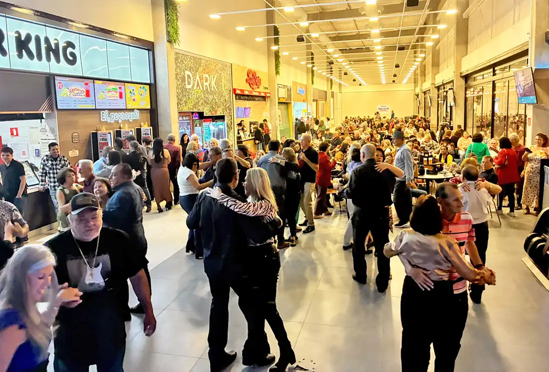 ParkShopping Mogi Mirim terá karaokê, música ao vivo e baile neste fim de semana