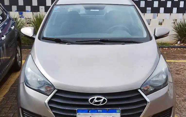 GCM apreende carro clonado e prende motorista por receptação em Mogi Guaçu