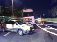 Dois homens são presos com semirreboque irregular na SP-340, em Mogi Mirim