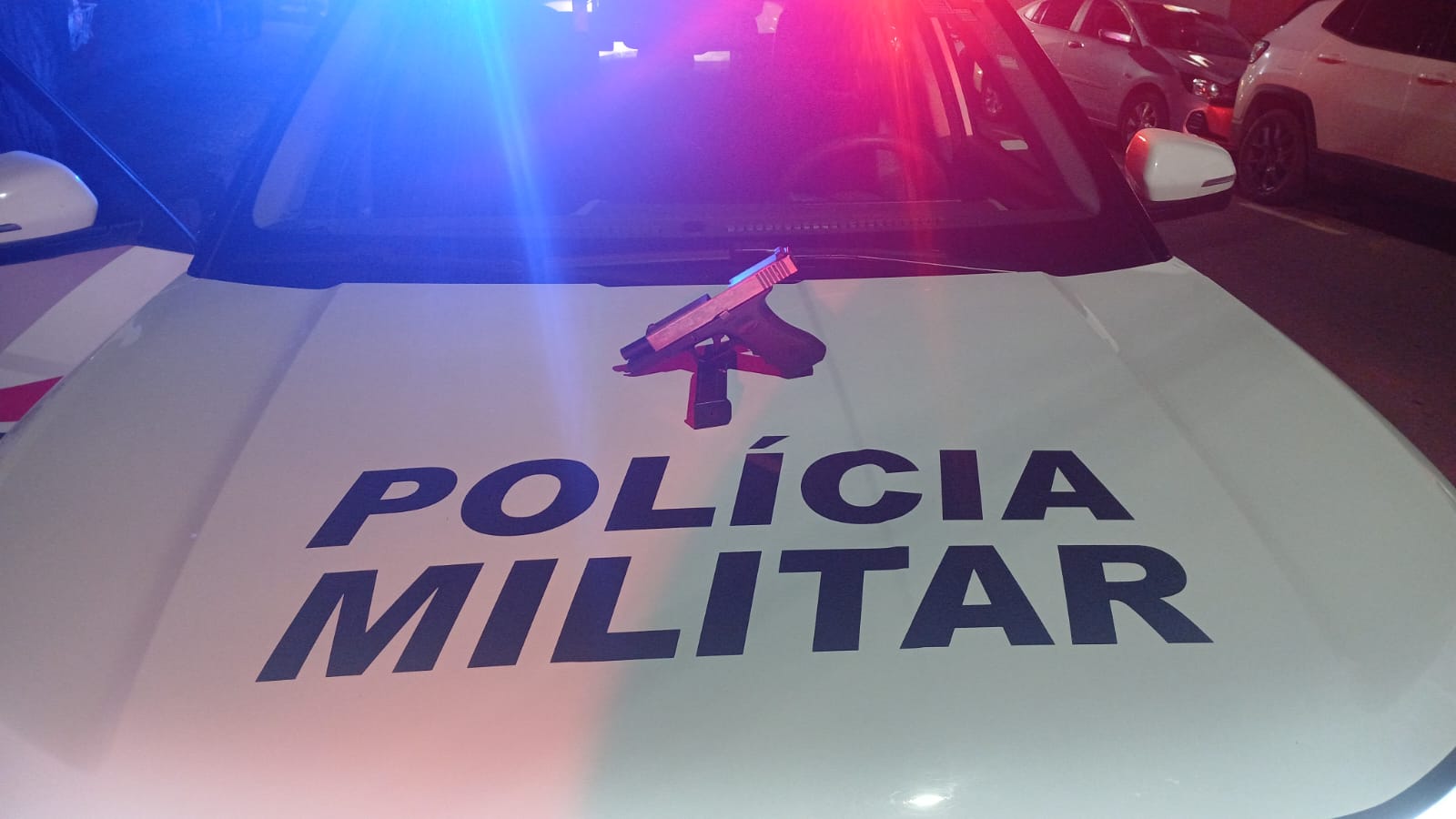 PM apreende simulacro de arma de fogo durante abordagem no Centro de Mogi Mirim