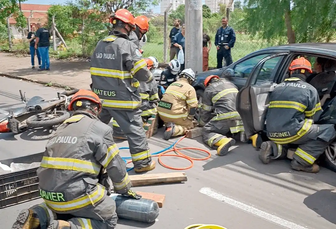 Simulado de acidente marca Semana Nacional de Trânsito em Mogi Guaçu
